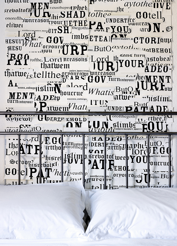 IN THE WHITE ROOM WITH TEXT - Tracy Kendall Wallpaper (photo - Rachel Smith)